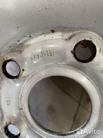 CR-Renkaat Oy 8ZQ 225/60 R15