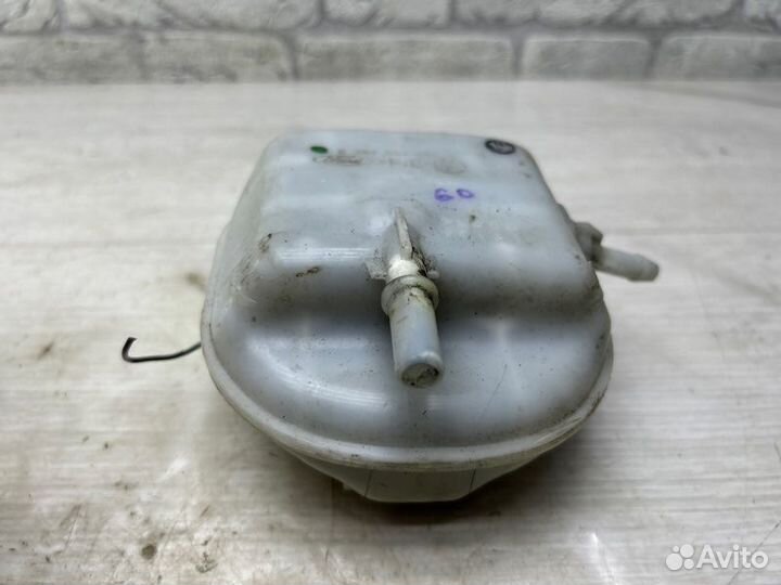 Бачок для тормозной жидкости Ford Transit Custom