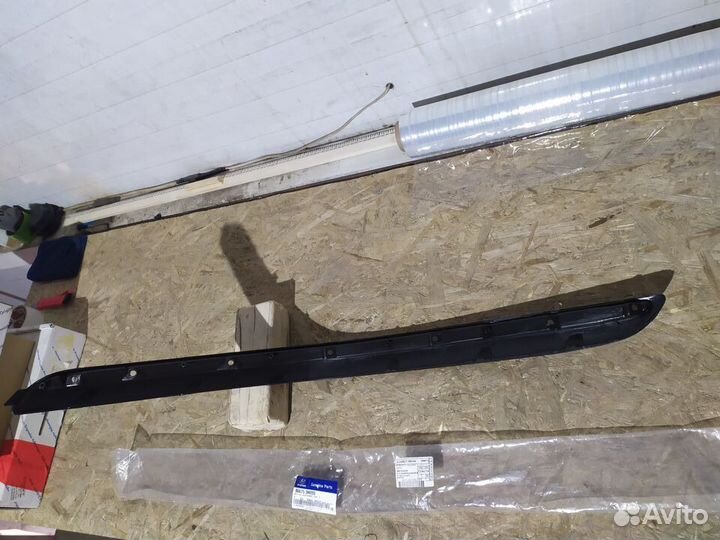 Молдинг заднего бампера левый Hyundai Equus 2009