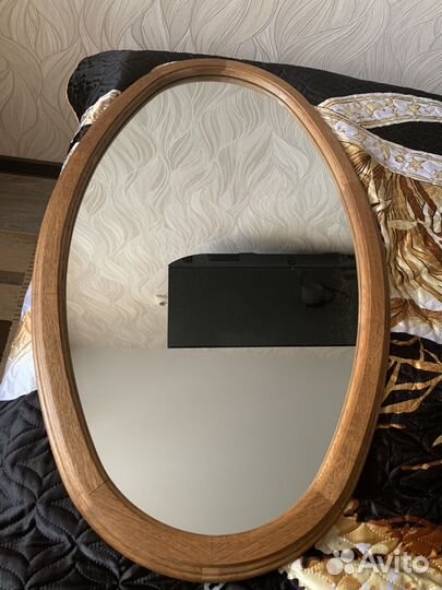 Зеркало овальное рама массив дуба