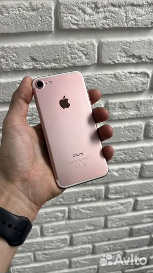 iPhone 7, 32 ГБ