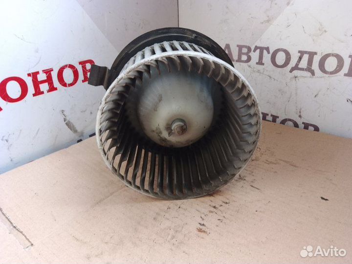 Моторчик печки Nissan Tiida 1.8