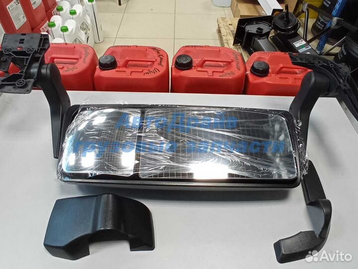 Зеркало правое Ман Тгс Тгх Man Tgs Tgx