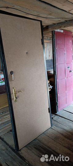 Металлические двери бу разных размеров