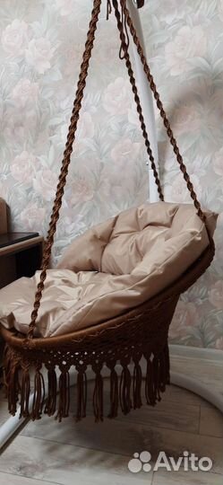 Подвесное садовое кресло-качель