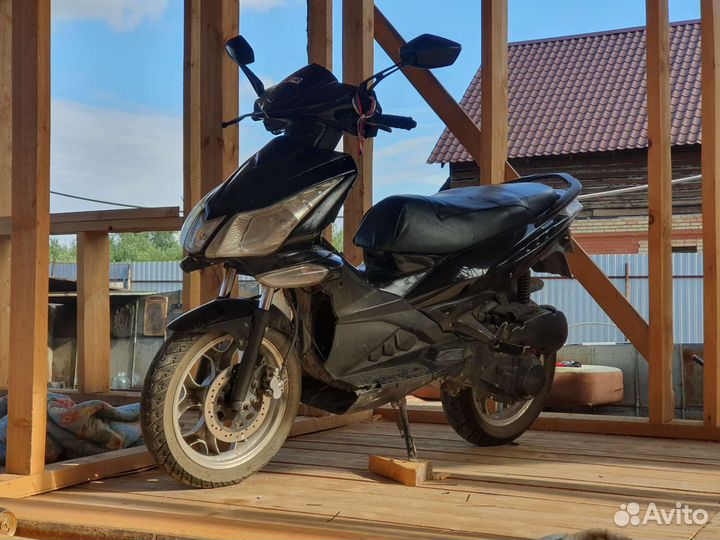 Скутер Motodor jet 150