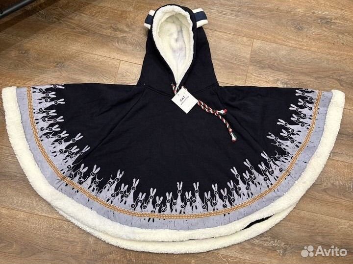 Толстовка с капюшоном