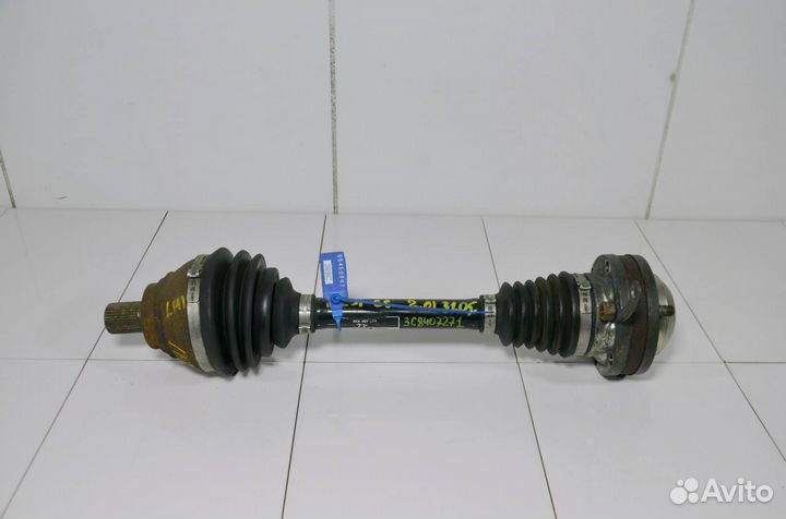 Приводной вал передний левый Volkswagen Passat