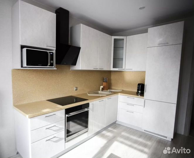 Кухонный гарнитур угловой