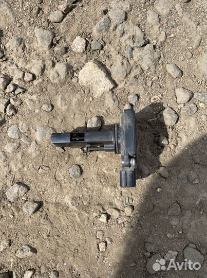 Датчик расхода воздуха Mitsubishi Pajero IV