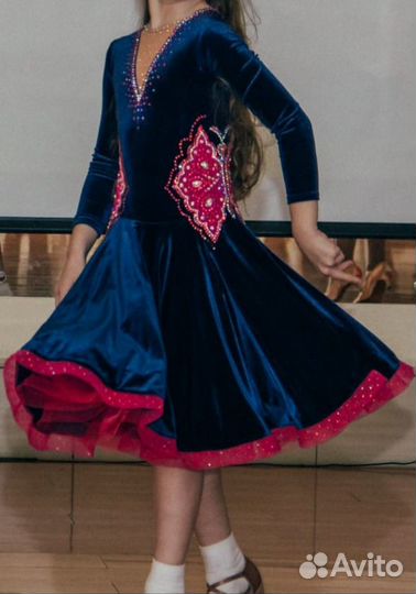 Рейтинговое платье для бальных танцев