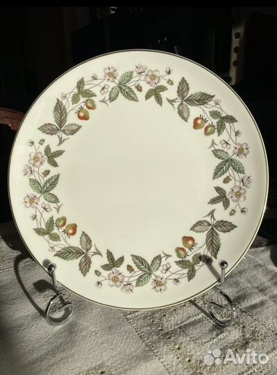 Винтаж Wedgwood Strawberry hill чайник, блюдо