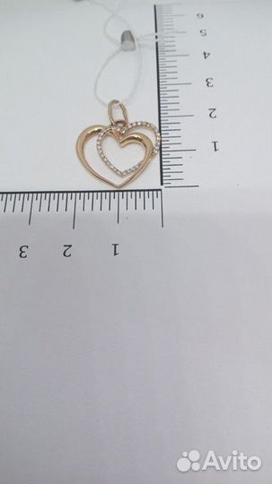 Золотая подвеска с фианитом