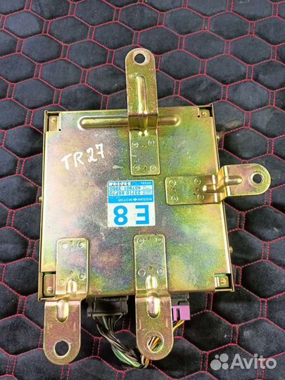 Блок эбу Nissan Terrano TD27