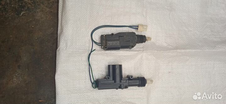 Электропривод замка двери активатор