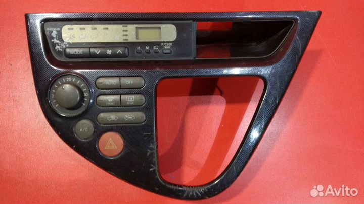 Блок управления климат-контролем Toyota Wish ANE10