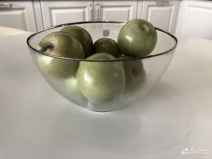 Салатник с платиной, средний. 