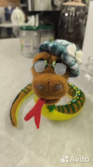 Змея длина 60 мм, высота 17 см