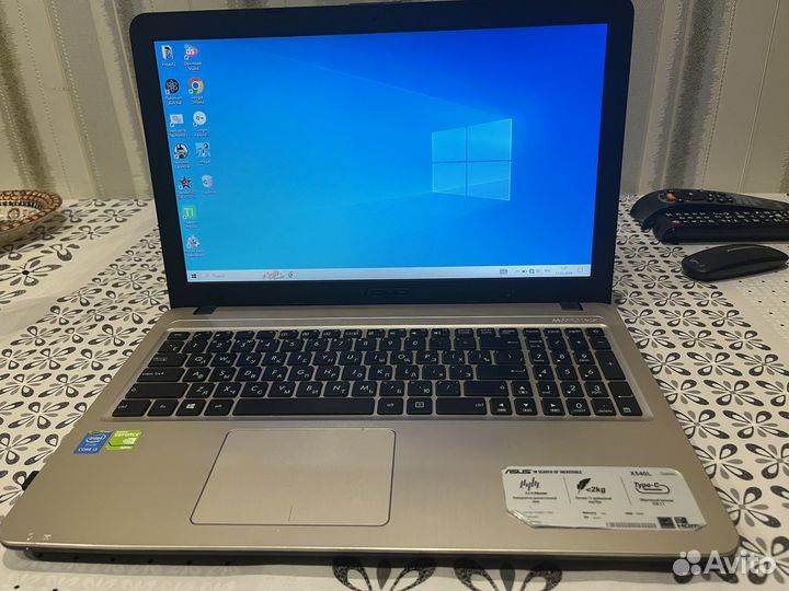 Ноутбук asus X540L