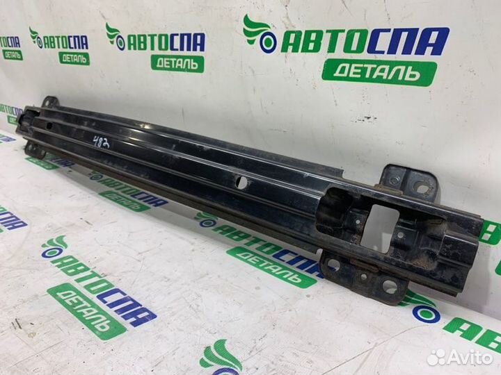 Усилитель бампера передний Hyundai I30 2010