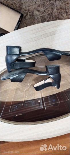 Босоножки женские