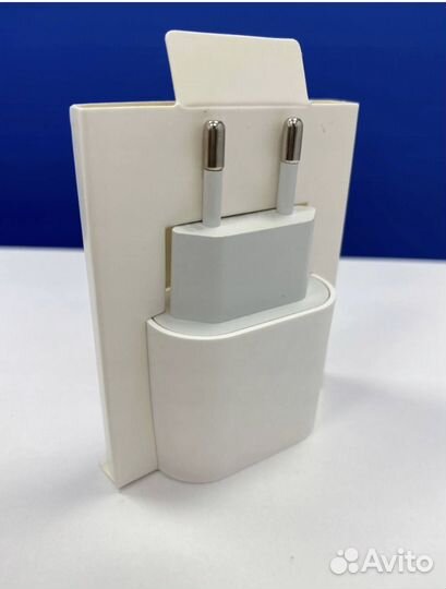 Зарядка на iPhone 20w