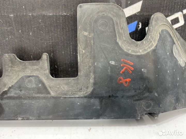 Воздуховод радиатора правый Volkswagen Tiguan 5N