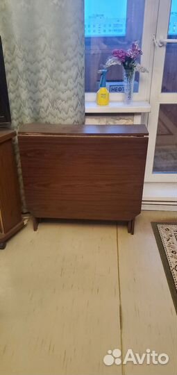 Стол-книжка