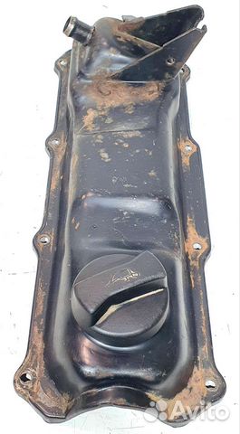 Клапанная крышка Audi 80 B3. 1,8 JN