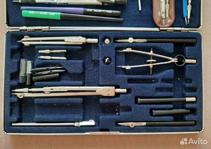 Готовальня