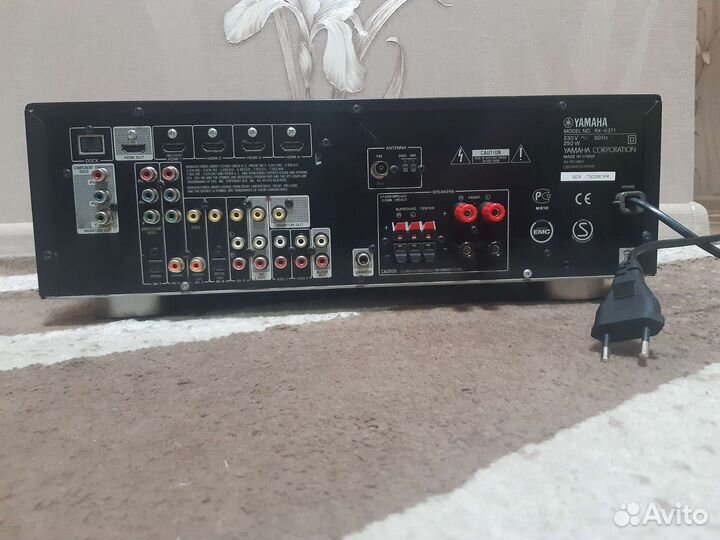 Av ресивер Yamaha