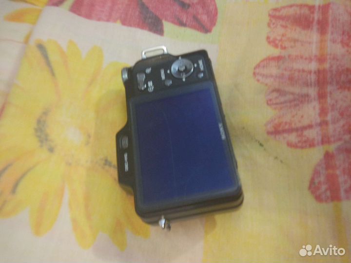 Sony cyber shot DSC H10