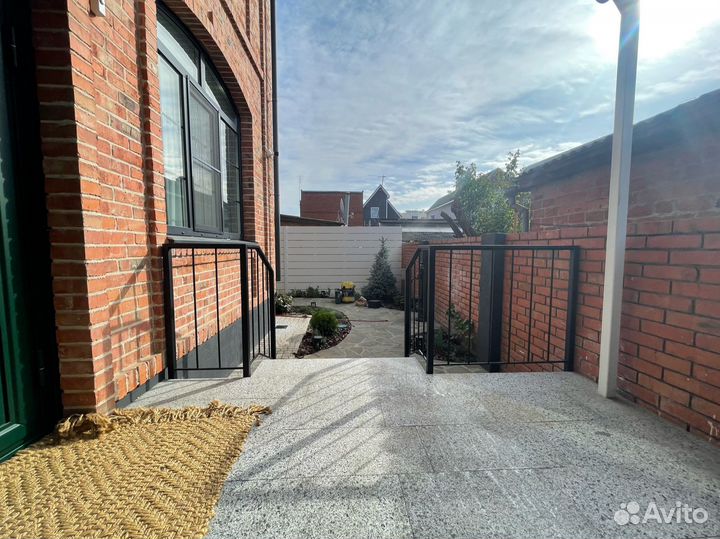 Перила для крыльца в стиле лофт