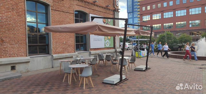 Уличный зонт для кафе