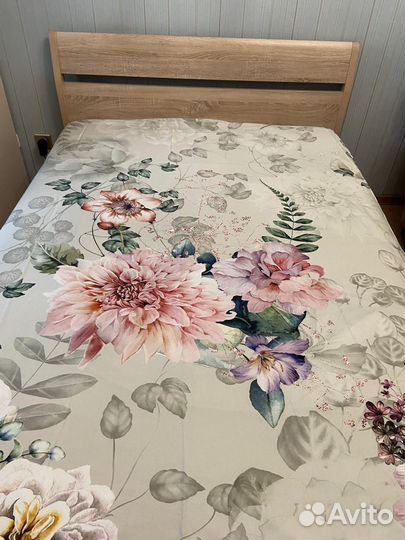 Кровать 140 дерево
