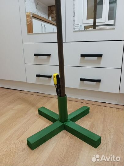 Подставка для елки