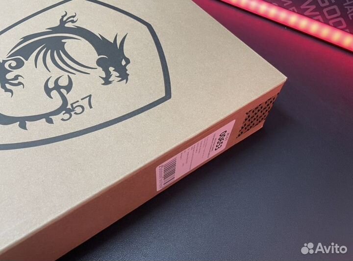 NEW MSI Raider GE68HX i7-13700HX/RTX4070/2.5K-240Hz/2T