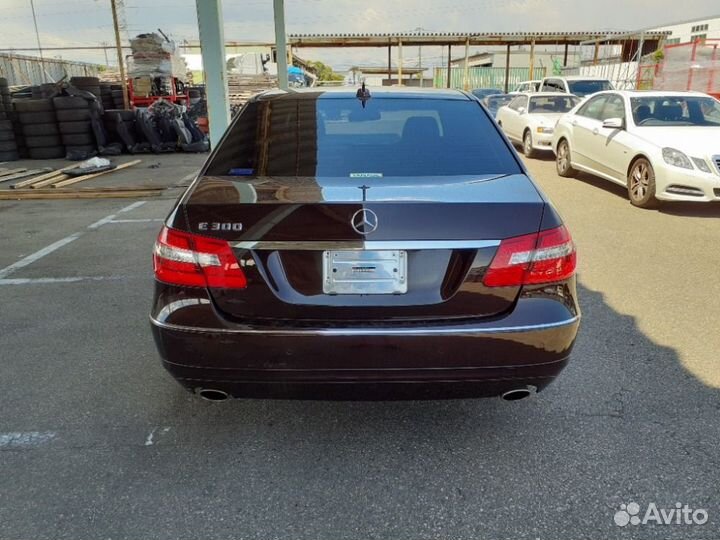 Крышка багажника задняя Mercedes-Benz E-Class W212