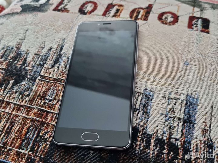 Телефон Meizu m3s