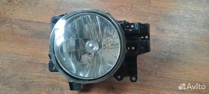 Фара передняя левая