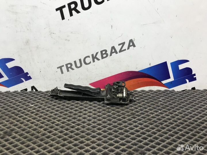 Ручка двери наружная правая