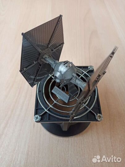 Звёздный истребитель модель