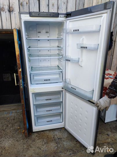 Холодильник samsung