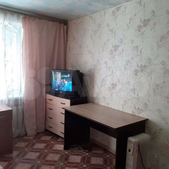 2-к. квартира, 50 м², 3/10 эт.