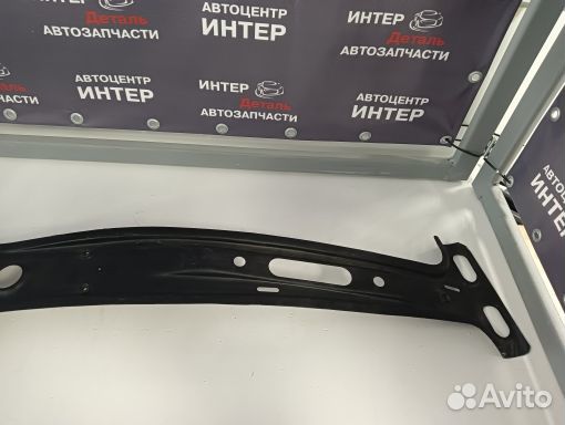 Накладка центр стойки правая 212305401166