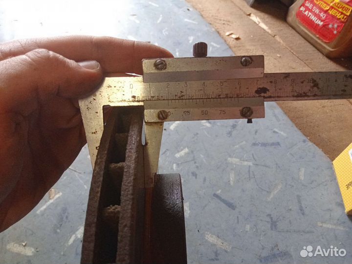 Тормозной диск r14