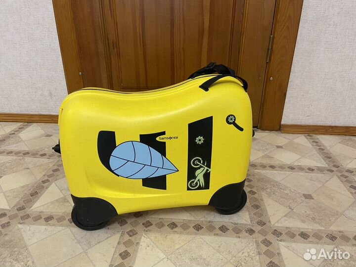 Детский чемодан на колесиках, ручная кладь