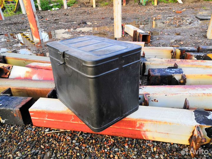 Ящик металлический