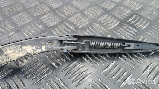 Щеткодержатель лобового стекла mercedes benz GLK X