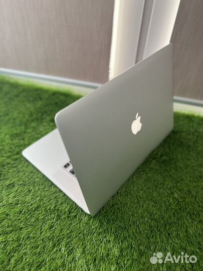 Apple MacBook Pro 15 retina